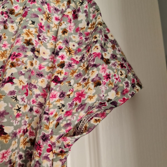 ⭐HOST PICK⭐ Floral Mini Dress, Valleygirl - Picture 4 of 6